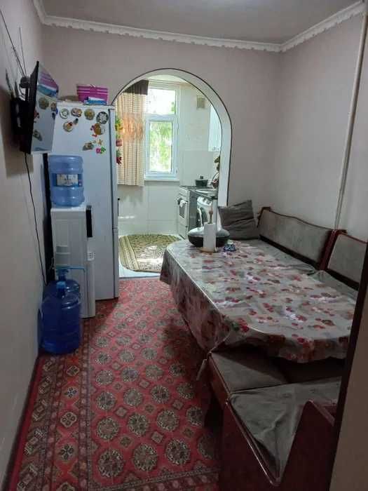 СРОЧНО 4 хонали квартира 2 кавтда сотилади ШАРК-1