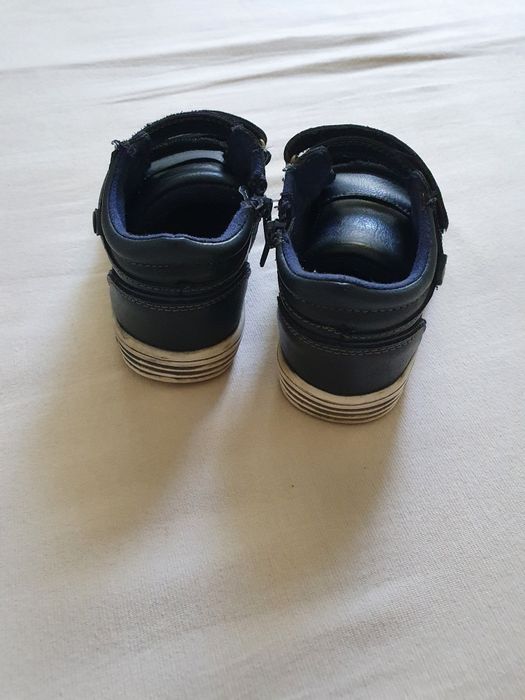 Детские утеплённые ботиночки