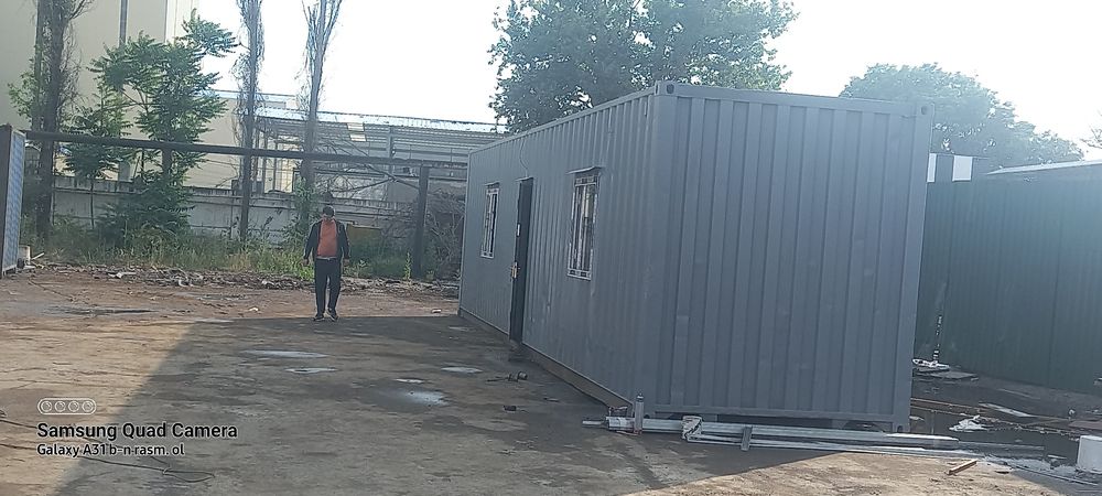 Дача из кантейнер офес душовой туалет