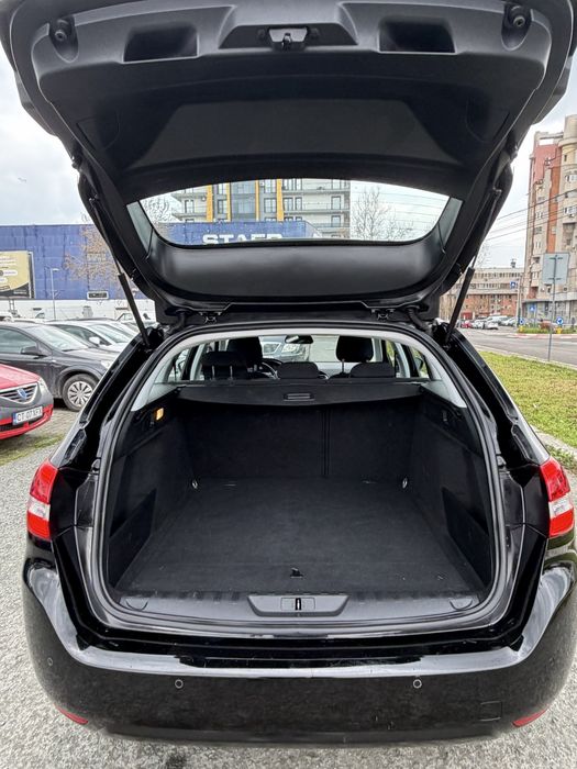 7.990€ TVA INCLUS Peugeot 308 SW 2021 – Automat – 1.5 Diesel 130CP