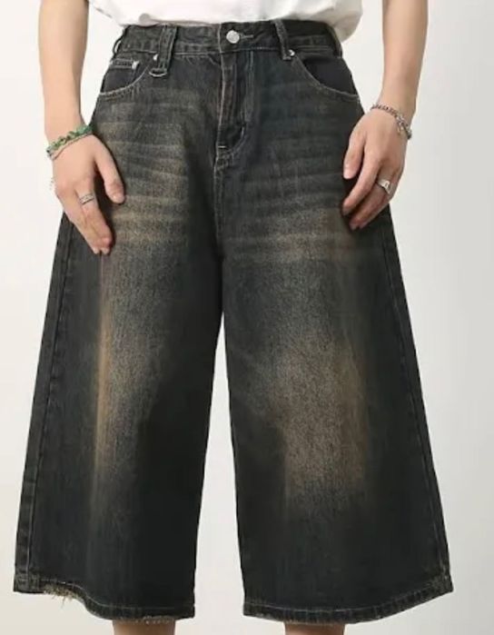 однотонные капри с карманами