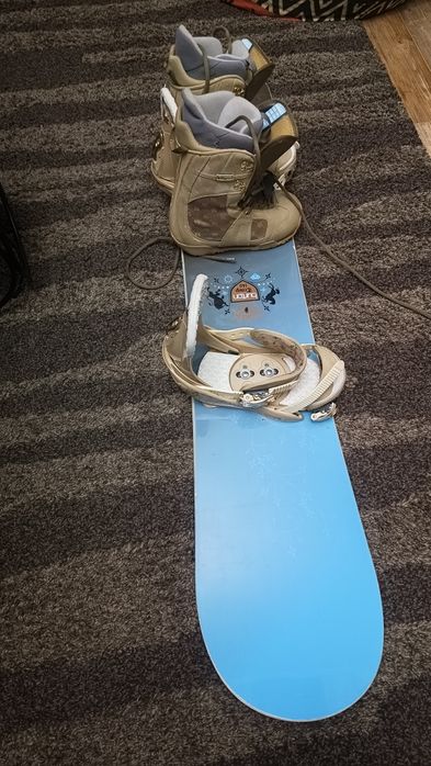 Сноуборд 146 ботинки 38