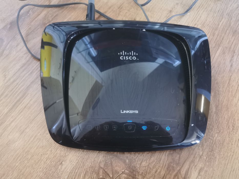 Рутер Linksys WRT 160N v2