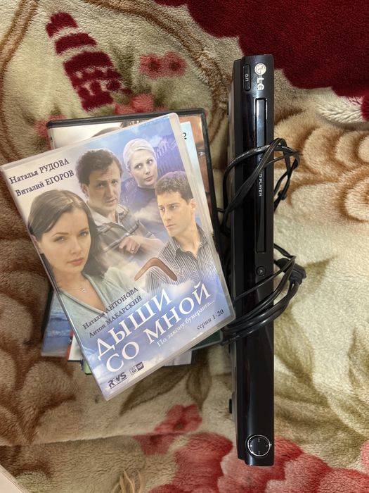 Срочно продам DVD планшет Samsung