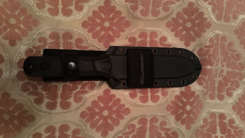 Продаю разделочный нож