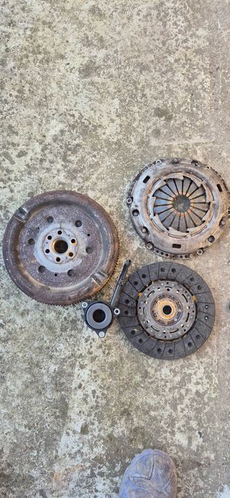 Комплект съединител 240 mm LUK