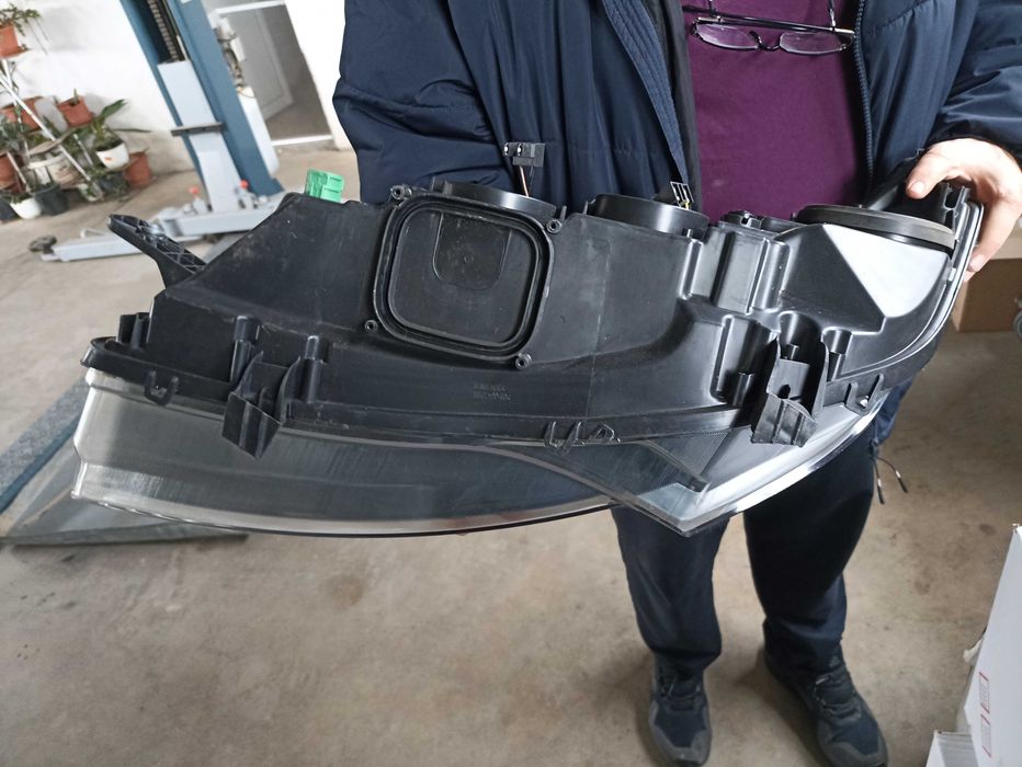 Фар десен Ситроен Джъмпер 2014+