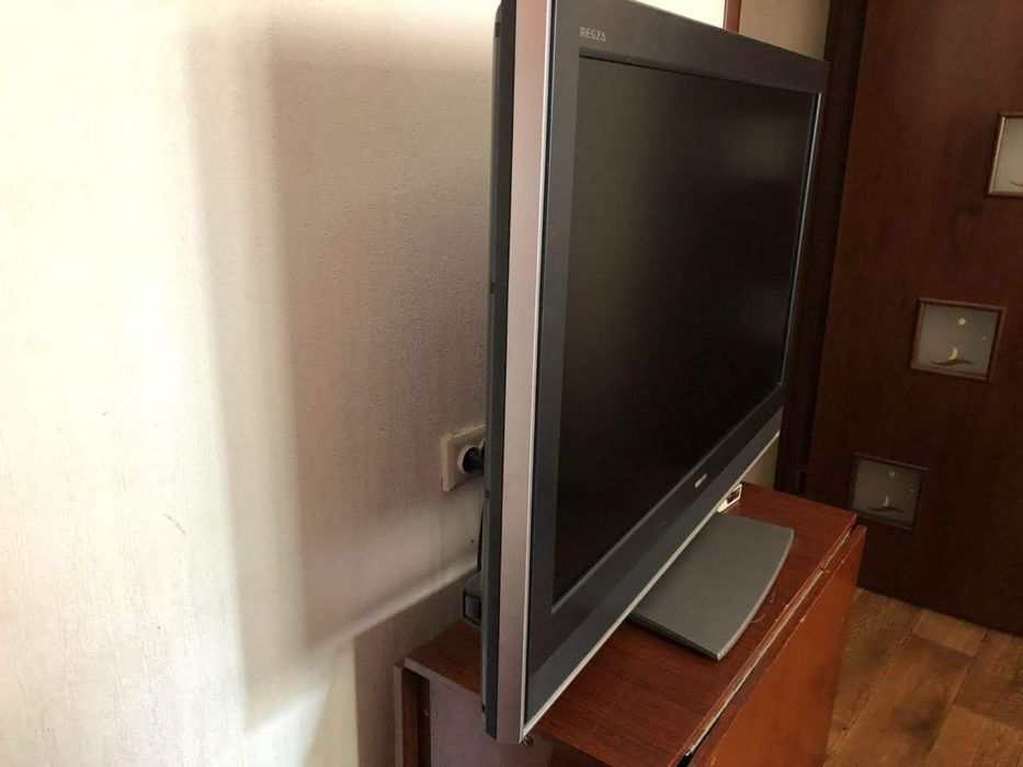 Срочно продам телевизор
