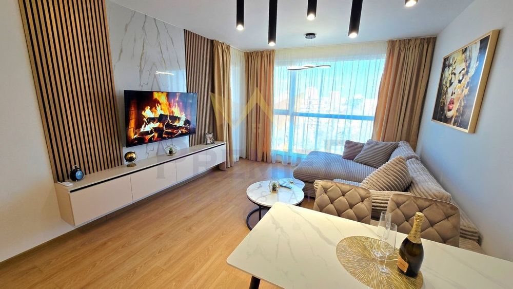 Продава се Двустаен апартамент в Пловдив, Кючук Париж - 72 кв.м за 1027 €/кв.м - Снимка #1