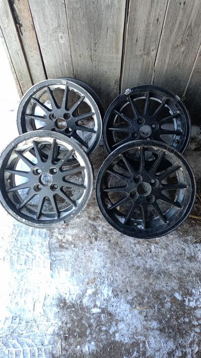 Продам диски с резиной на 15