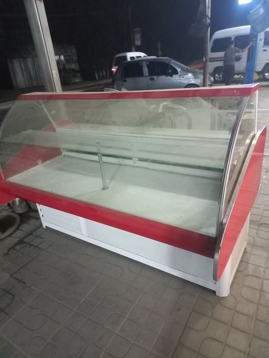 Xalodilnik  Vitrina