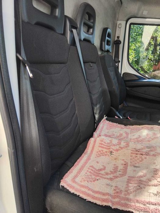Vând Iveco daily