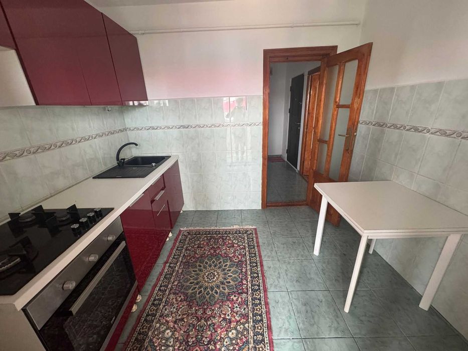 Inchiriez apartament 2 camere