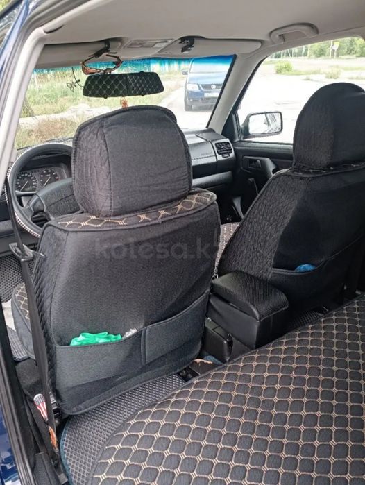 Чехлы на автомобиль 5000т.