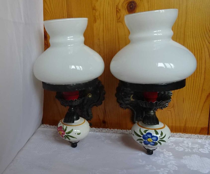 Два вентидж стенни лампи (аплици) от ковано желязо