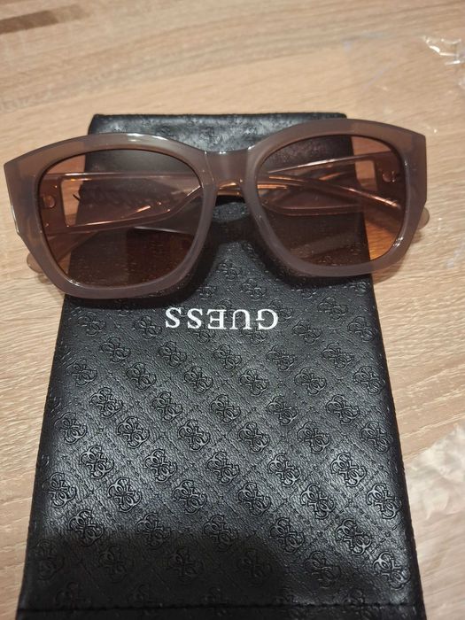Слънчеви очила GUESS .Нови