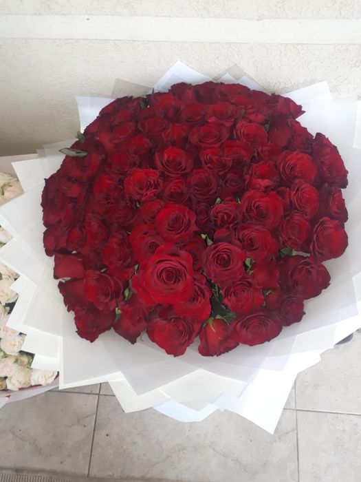 Букеты цветы свежие