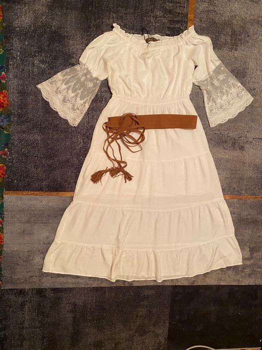 Продам платье женский очень красивый