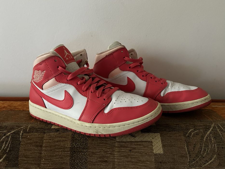 Jordan 1 Pink stare buna