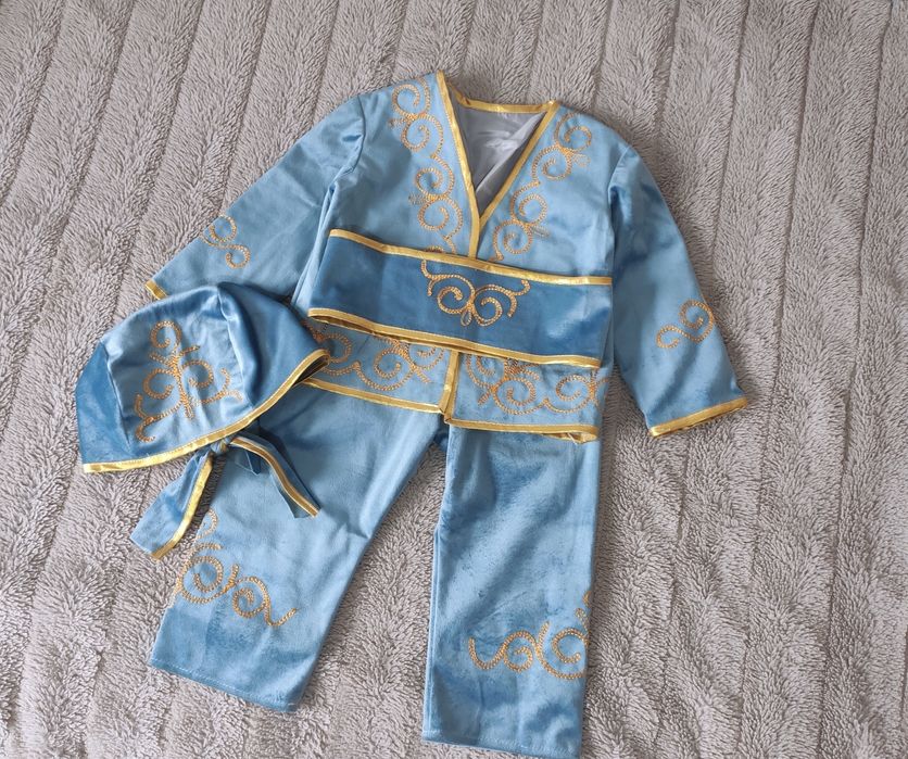 Прокат. Национальный костюм на 1,5-2,5 года