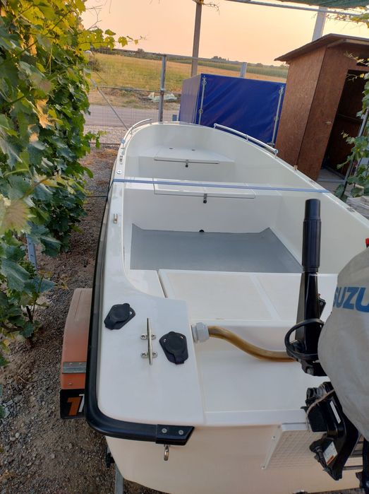 Vând sau schimb cu kormoran 420L