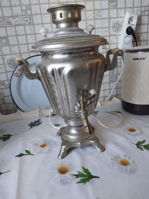 Продаётся самовар.