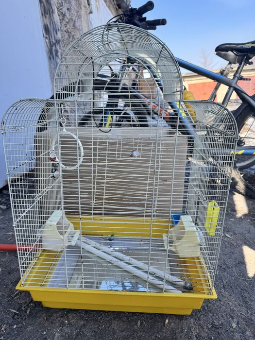 Продам клетку для попугая