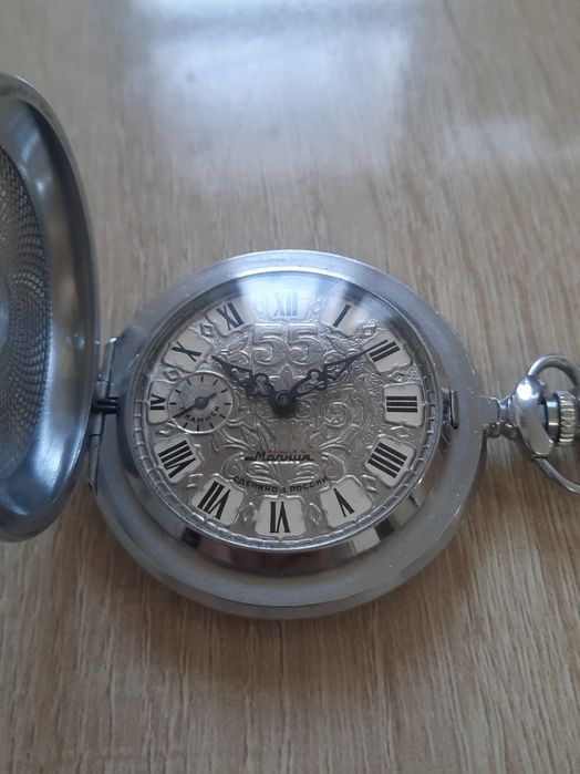 Продам карманные часы Молния