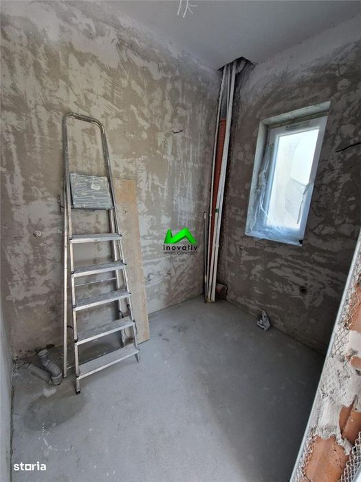 Casa de vanzare 4 camere Sibiu Sura Mica