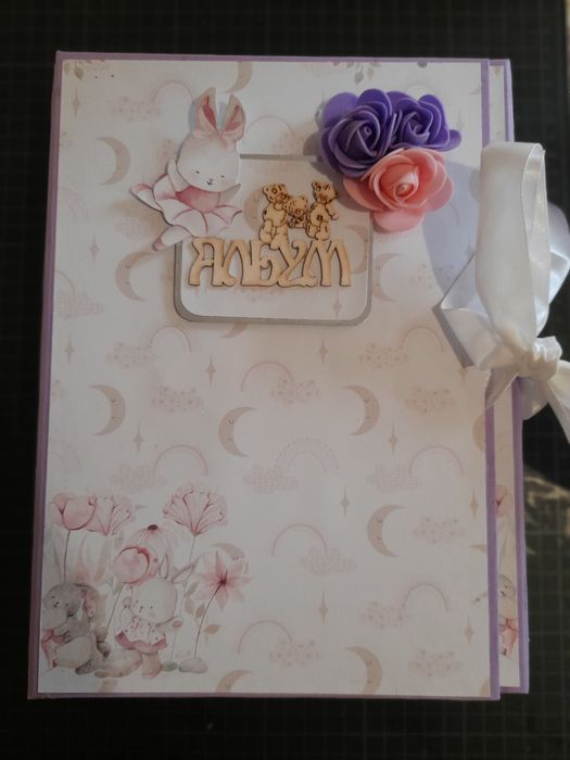 Ръчно изработени Албуми за снимки,картички и експлодиращи кутийки.