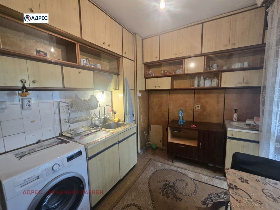 2-стаен в Плевен-Сторгозия площ 58 цена 82000