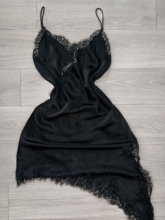 Zara рокля lace dress