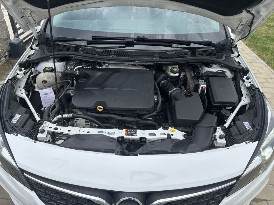 Opel Astra K /1.5 diesel / An 2020 / Automata.