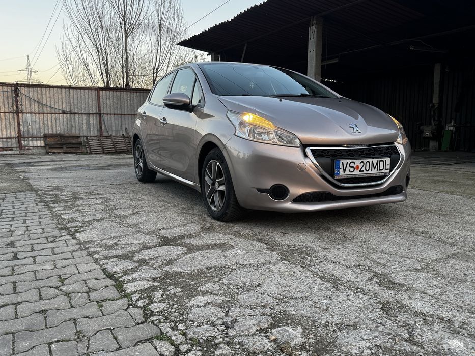 De vanzare peugeot 208