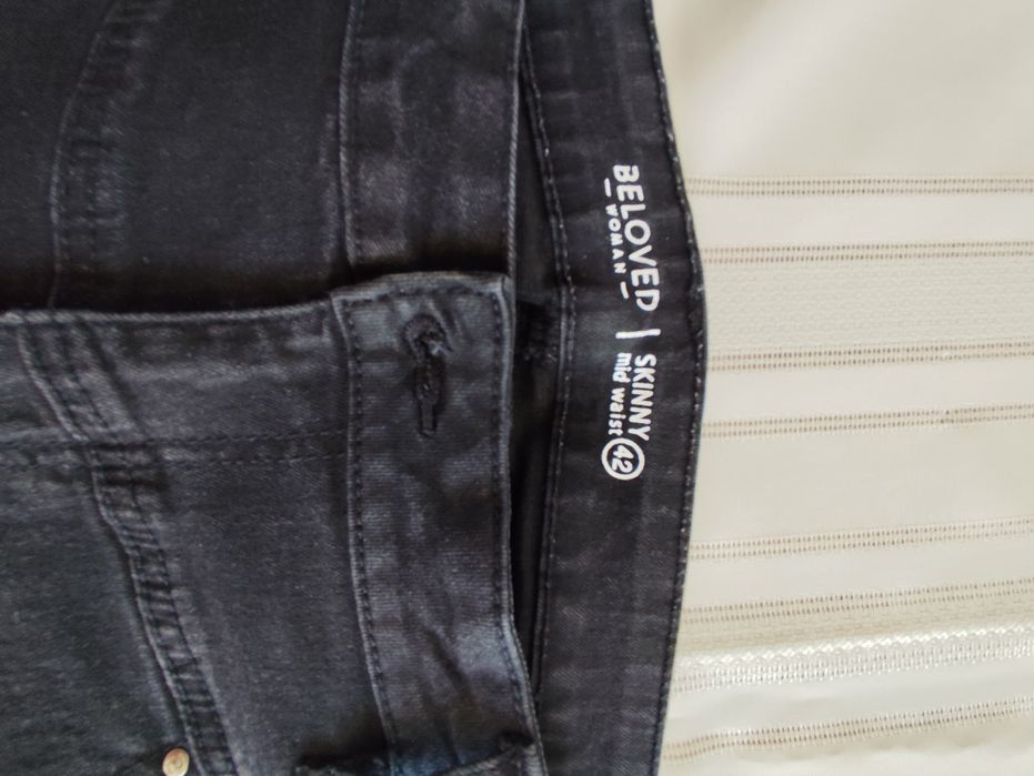 Blugi negri  damă skinny