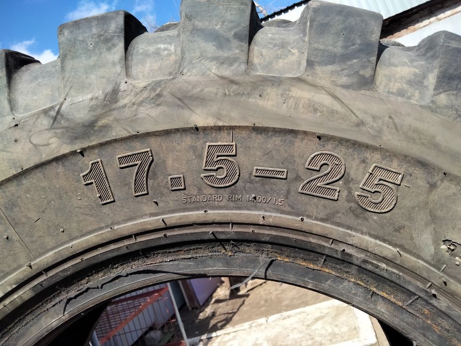 Шины на погрузщик 17.5 - 25.