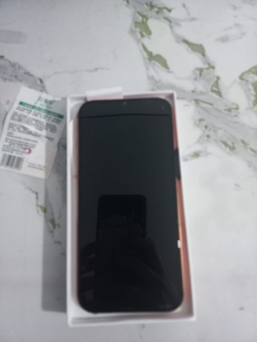Iphone 17  продаю