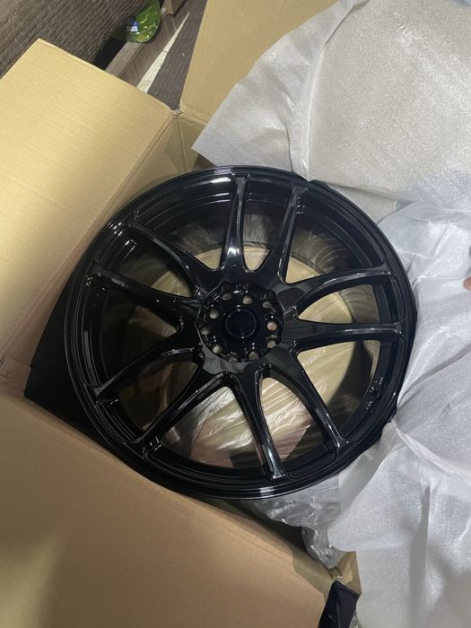 Продам 18 диски на полусликах