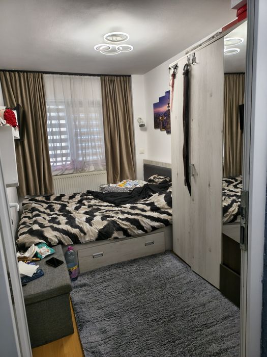 Targoviste Micro 4  2 decomandate 52000 euro