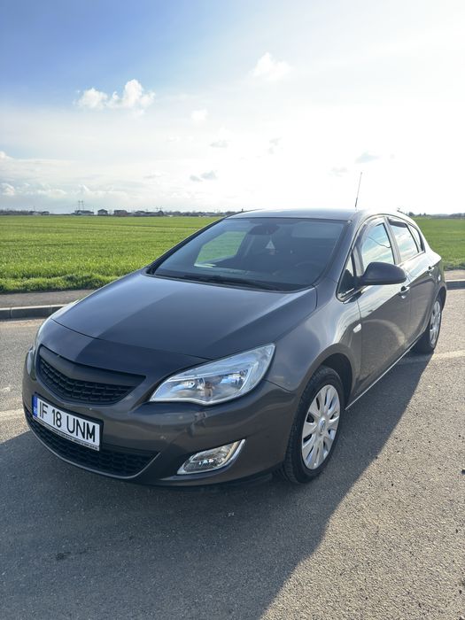 Vand Opel Astr J euro 5 sau schimb cu ATV