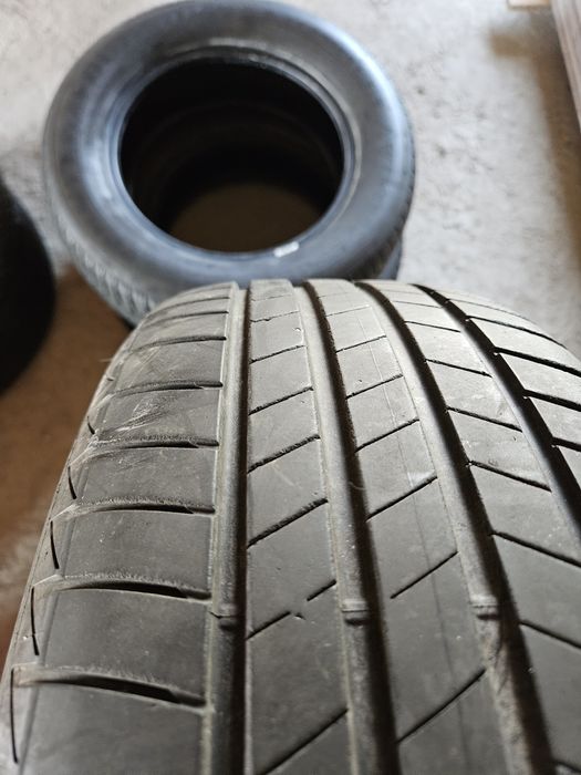Set Bridgestone 205/55 R16 Vară
