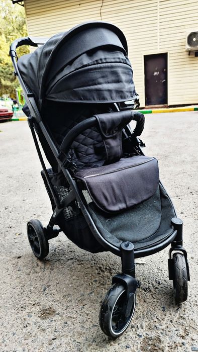 Коляска темно серая