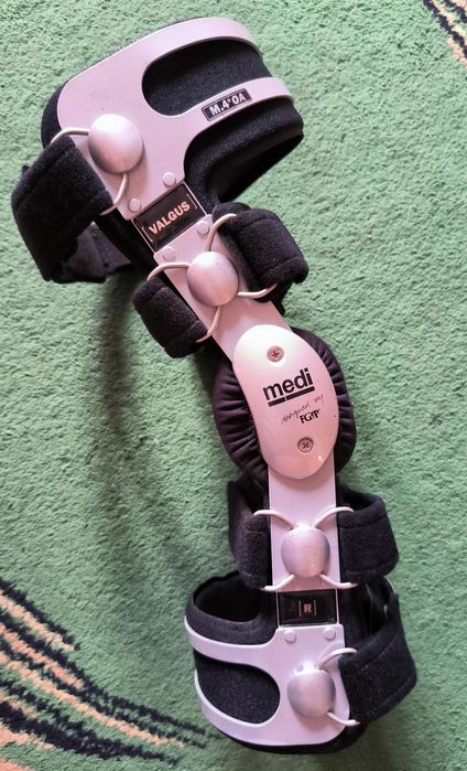 Ортеза за коляно