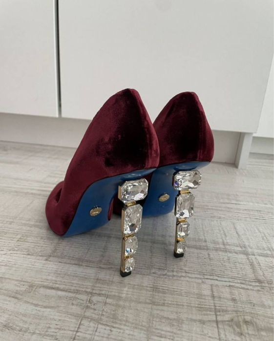 Туфли женские LORIBLU 37 размер