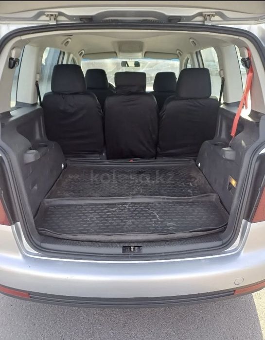 Volkswagen Touran, 2007 год