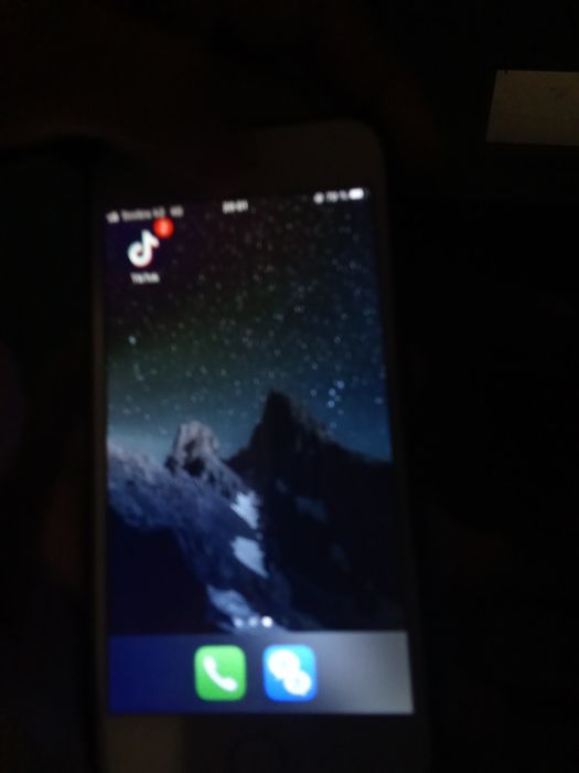 Продам iPhone 6 в хорошем состоянии