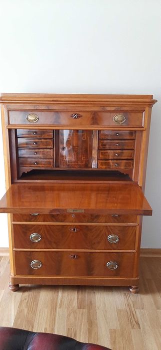Secretaire Louis Philippe,lemn masiv,furnir radacina nuc,original,1860