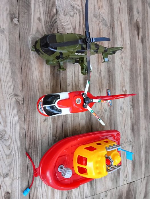 Игрушки разные машинки