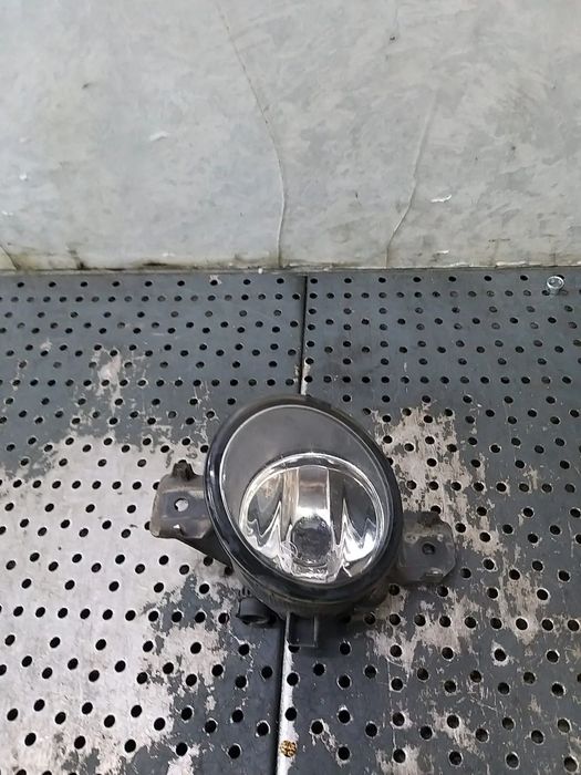 Proiector ceata stanga nissan qashqai j10 nj10 jj10e 89206411lh