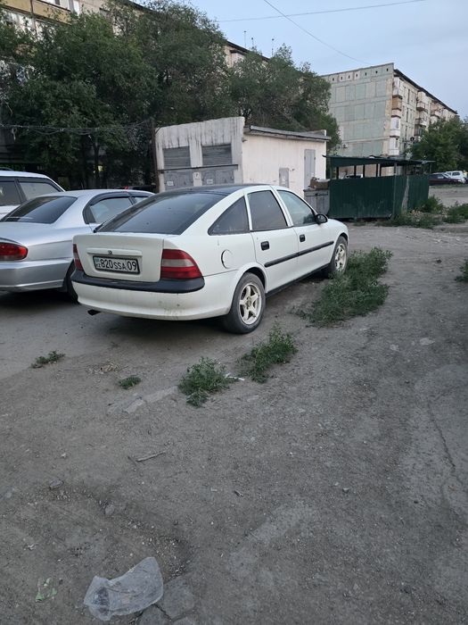 Срочно Продам Опель вектра б